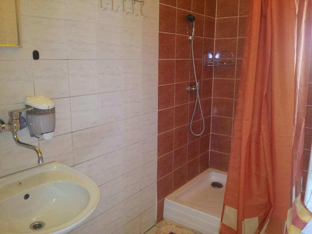 Guesthouse Zuzana Spacince Habitación foto